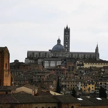 Nel Cuore Del Centro Storico Di *